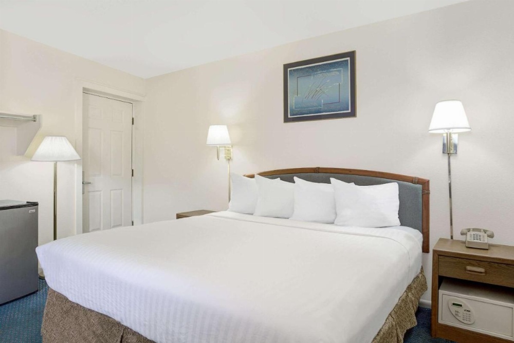 Travelodge by Wyndham Cedar City Image 6
